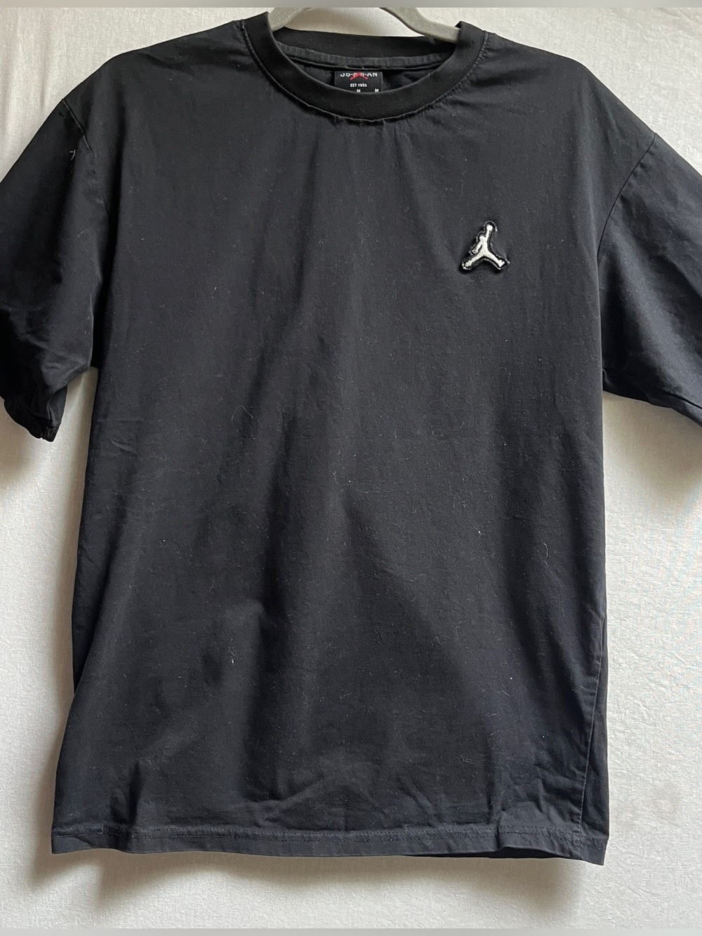 Jordan Mens Crewneck T-Shirt Sz S (Tag M Fits S)